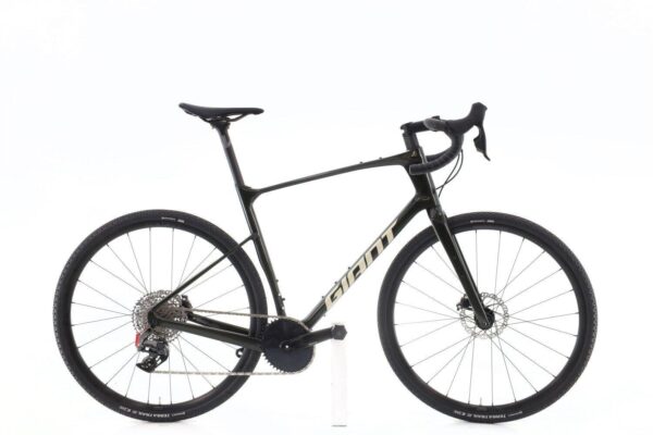 Gravel reconditionné · Revolt Advanced 1 AXS 12V · Très bon état