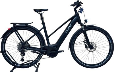 produit reconditionné . Cube Touring Hybrid Pro 625 Shimano Cues 2024 . Vélo électrique . Cube . très bon état